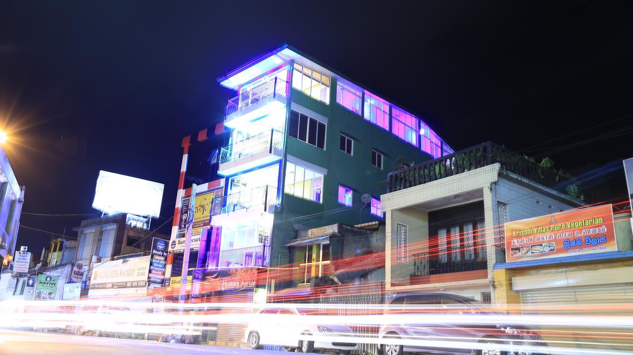 281 Kandy City Hostel & Rooms Deiyannewela Exteriér fotografie