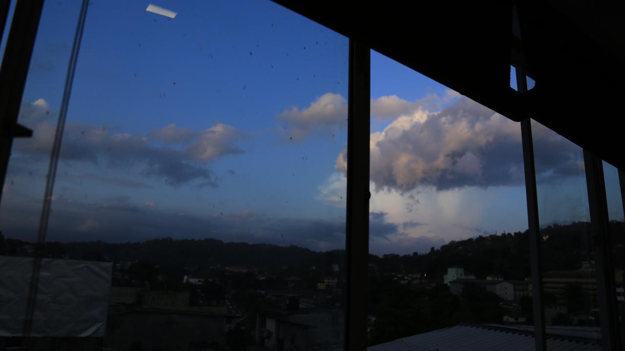 281 Kandy City Hostel & Rooms Deiyannewela Exteriér fotografie